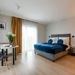 아파트 Inpoint G11 Near Old Town & Kazimierz District & Optional Paid Parking