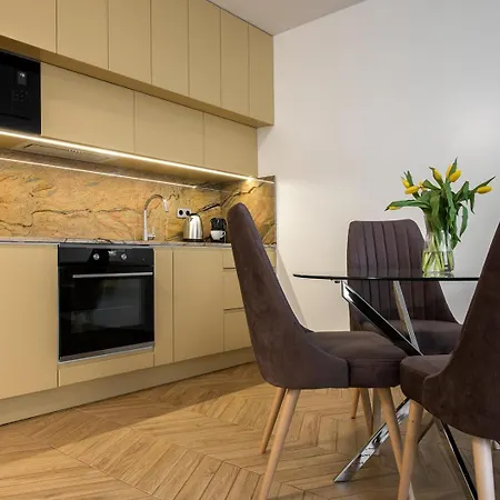 Inpoint G11 Near Old Town & Kazimierz District & Parking Option דירה קרקוב