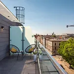 Inpoint G11 Near Old Town & Kazimierz District & Optional Paid Parking Apartment Krakow