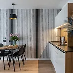Inpoint G11 Near Old Town & Kazimierz District & Optional Paid Parking Apartmán Krakov