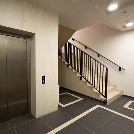 Inpoint G11 Near Old Town & Kazimierz District & Optional Paid Parking *