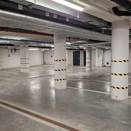 Inpoint G11 Near Old Town & Kazimierz District & Parking Option * Krakow
