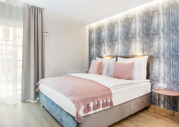 Inpoint G11 Near Old Town & Kazimierz District & Optional Paid Parking Krakow