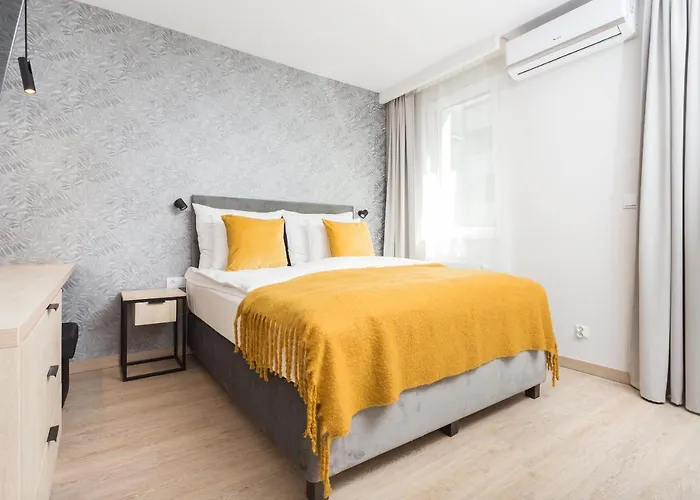 Daire Inpoint G11 Near Old Town & Kazimierz District & Optional Paid Parking *