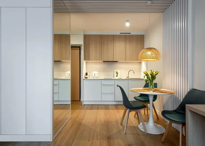 Daire Inpoint G11 Near Old Town & Kazimierz District & Optional Paid Parking *